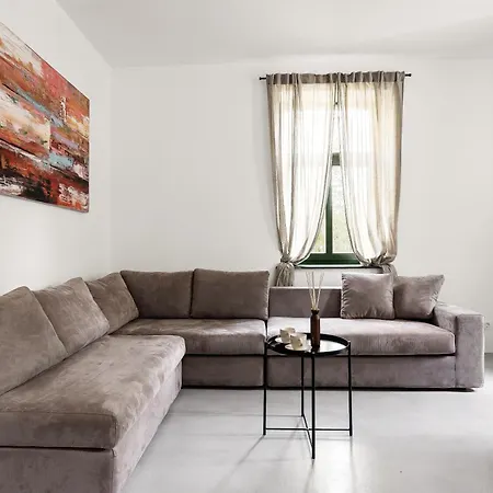 Appartamento Mazijeva